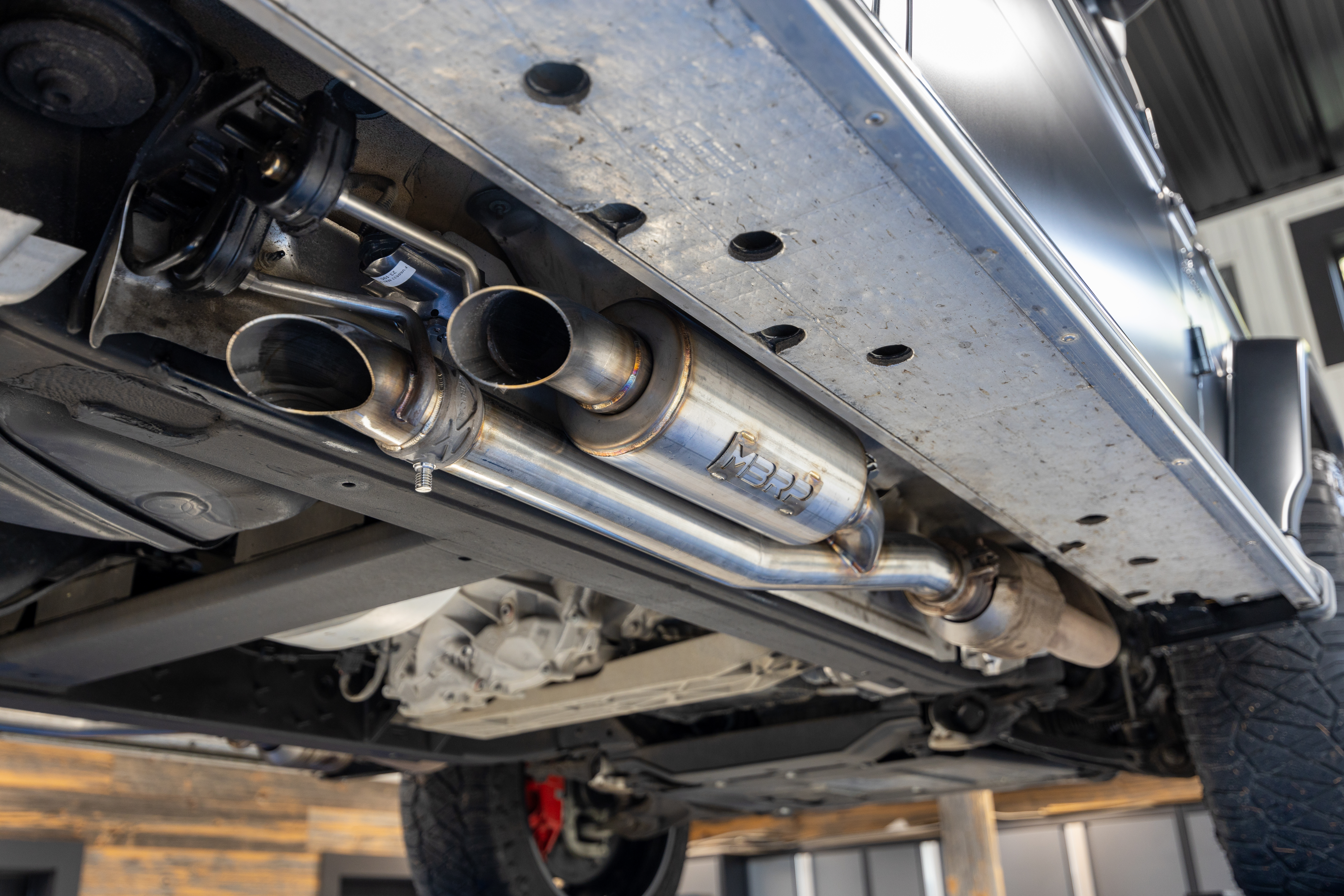 MBRP Exhaust 2.5in. Cat-Back; Dual Split Quad Rear; Active; T304